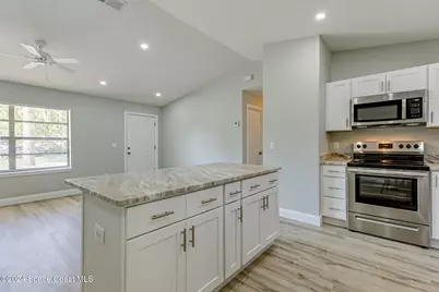 861 Furth Road NW, Palm Bay, FL 32907 - Photo 8