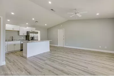 861 Furth Road NW, Palm Bay, FL 32907 - Photo 4