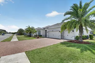 4690 Hebron Dr, Merritt Island, FL 32953 - Photo 4