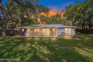 565 Wistar Ct NE, Palm Bay, FL 32907 - Photo 2
