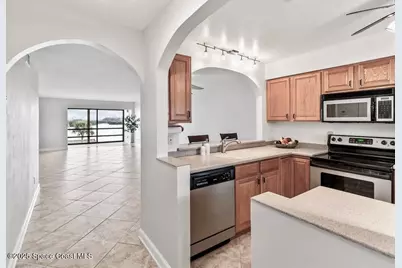 1611 Minutemen Causeway #306, Cocoa Beach, FL 32931 - Photo 8