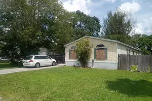 13121 SW 7th Ct, Davie, FL 33314 - Photo 2