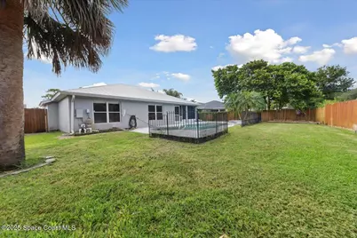 897 Hunters Creek Drive, Melbourne, FL 32904 - Photo 4
