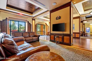 8101 Resort Village Dr, Orlando, FL 32821 - Photo 12