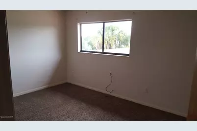 292 W Towne Place, Titusville, FL 32796 - Photo 6