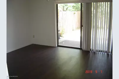 292 W Towne Place, Titusville, FL 32796 - Photo 4