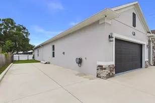 892 Genesee Ave, Sebastian, FL 32958 - Photo 2