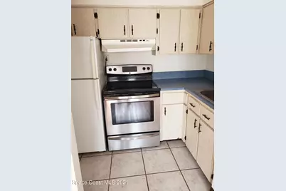 206 Pierce Avenue, Cape Canaveral, FL 32920 - Photo 4