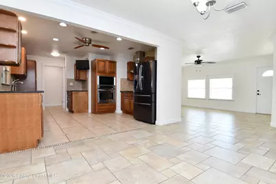 2185 Acacia Street NE, Palm Bay, FL 32905 - Photo 4