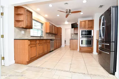 2185 Acacia Street NE, Palm Bay, FL 32905 - Photo 10
