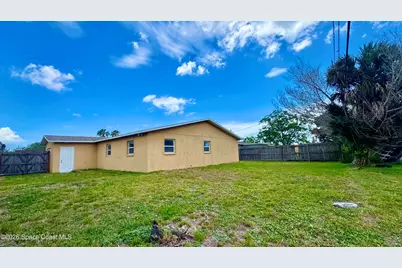 815 Juniper Lane, Melbourne, FL 32901 - Photo 20