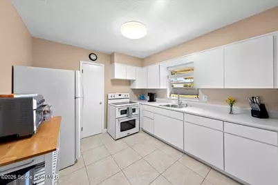 475 Coral Drive, Melbourne, FL 32935 - Photo 8