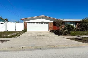 1660 Neptune Dr, Merritt Island, FL 32952 - Photo 2