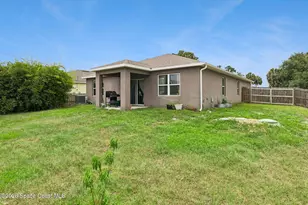 886 Pyracantha St NW, Palm Bay, FL 32907 - Photo 14