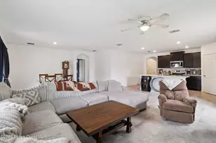 886 Pyracantha St NW, Palm Bay, FL 32907 - Photo 4