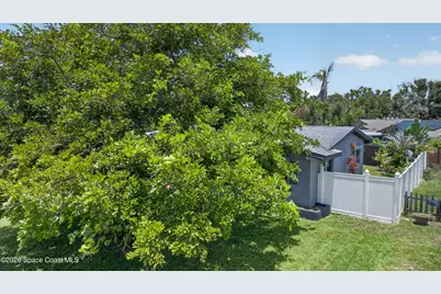 2135 S River Road, Melbourne Beach, FL 32951 - Photo 4