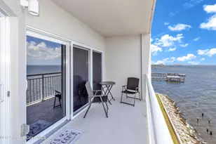 1805 Riverside Dr, Titusville, FL 32780 - Photo 4
