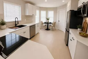 5745 King James Ave, Leesburg, FL 34748 - Photo 6