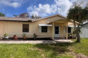 2796 Lancaster Rd, Melbourne, FL 32935 - Photo 2