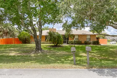 460 Neptune Drive NE, Melbourne, FL 32907 - Photo 1