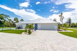 125 Bayshore Dr, Melbourne Beach, FL 32951 - Photo 12