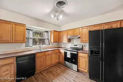 2425 Heritage Drive, Titusville, FL 32780 - Photo 6