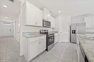 6485 Topaz Dr, Grant-Valkaria, FL 32949 - Photo 6