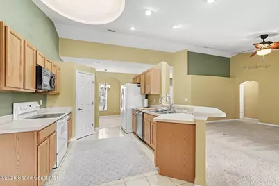 1129 Colonial Avenue SE, Palm Bay, FL 32909 - Photo 4