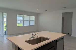 938 Soleway Ave NW, Palm Bay, FL 32907 - Photo 6