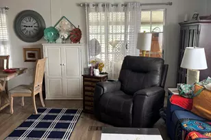 1056 Wood Ct NE, Palm Bay, FL 32907 - Photo 4
