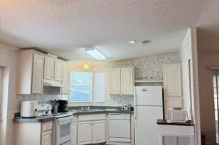 334 Macadamia Dr, Barefoot Bay, FL 32976 - Photo 10