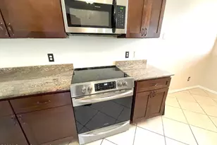 718 Pine Island Dr, Melbourne, FL 32940 - Photo 14