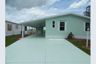 1040 E Dracena Drive E #P28, Micco, FL 32976 - Photo 2