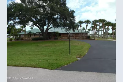 1040 E Dracena Drive E #P28, Micco, FL 32976 - Photo 16
