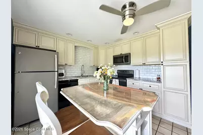 1823 Red Bud Circle NW, Palm Bay, FL 32907 - Photo 6