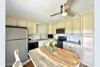 1823 Red Bud Circle NW, Palm Bay, FL 32907 - Photo 8