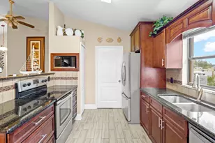 1878 Cogan Dr SE, Palm Bay, FL 32909 - Photo 10