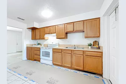 335 N Brevard Avenue, Cocoa Beach, FL 32931 - Photo 6