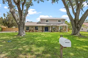204 York Dr, Cocoa, FL 32926 - Photo 2