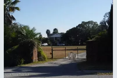 1711 17th Street W, Palmetto, FL 34221 - Photo 2