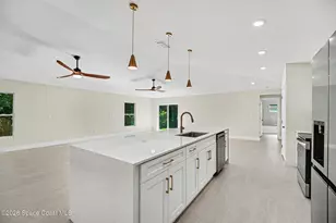 8666 100th Ave, Vero Beach, FL 32967 - Photo 12