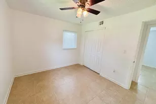 1812 Oakwood Dr, Melbourne, FL 32935 - Photo 8