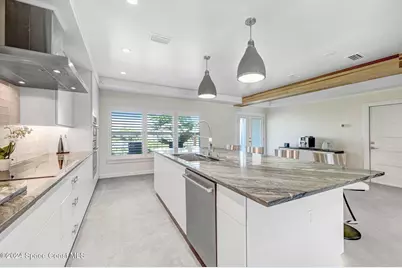 379 Hiawatha Way, Melbourne Beach, FL 32951 - Photo 4