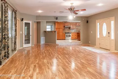 544 S Wildwood Lane, Melbourne, FL 32904 - Photo 12