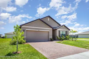 6714 Topaz Dr, Grant-Valkaria, FL 32949 - Photo 2