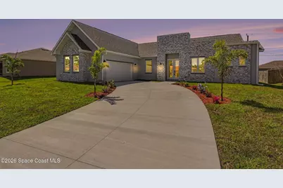 2062 SW O'Connel Avenue, Palm Bay, FL 32908 - Photo 1