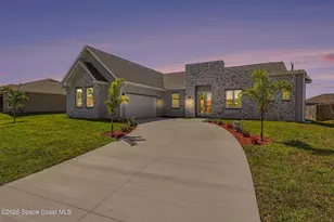 2062 SW O'Connel Ave, Palm Bay, FL 32908 - Photo 1