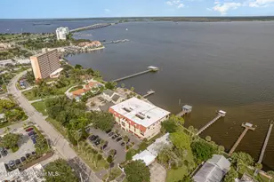 525 Indian River Ave SE, Titusville, FL 32796 - Photo 24