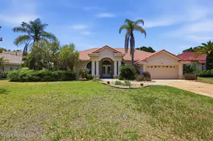 330 Baytree Dr, Melbourne, FL 32940 - Photo 2