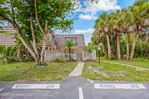 2715 Vista Oaks Cir NE, Palm Bay, FL 32905 - Photo 2